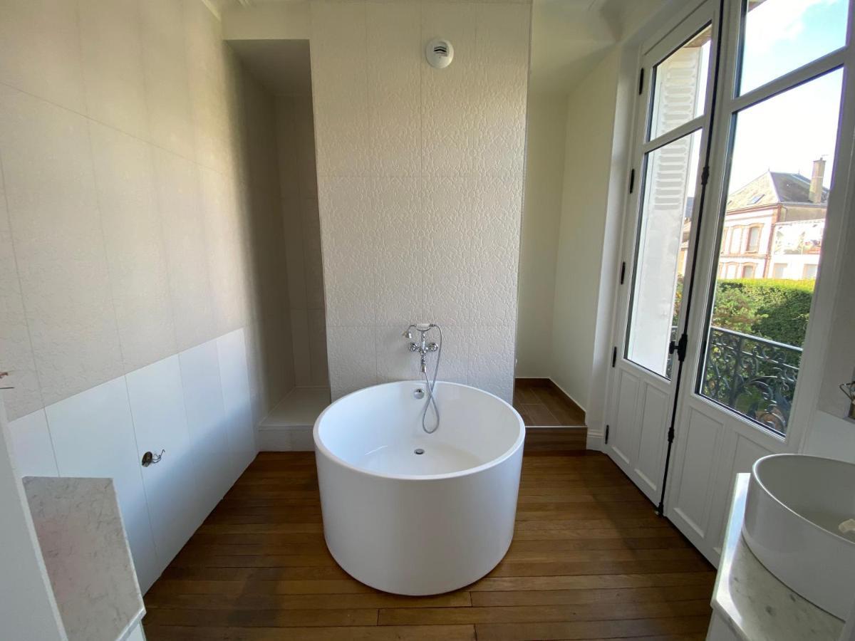 Maison Blanche Chartres - Maison D'Hotes 5 Etoiles Экстерьер фото